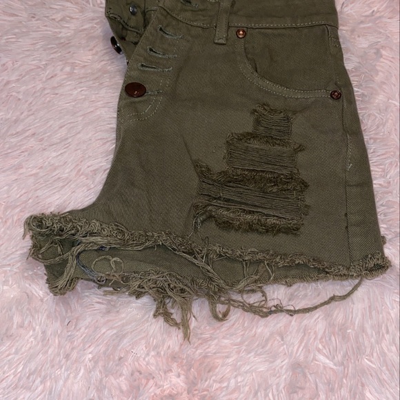 Distressed Shorts - Picture 6 of 6
